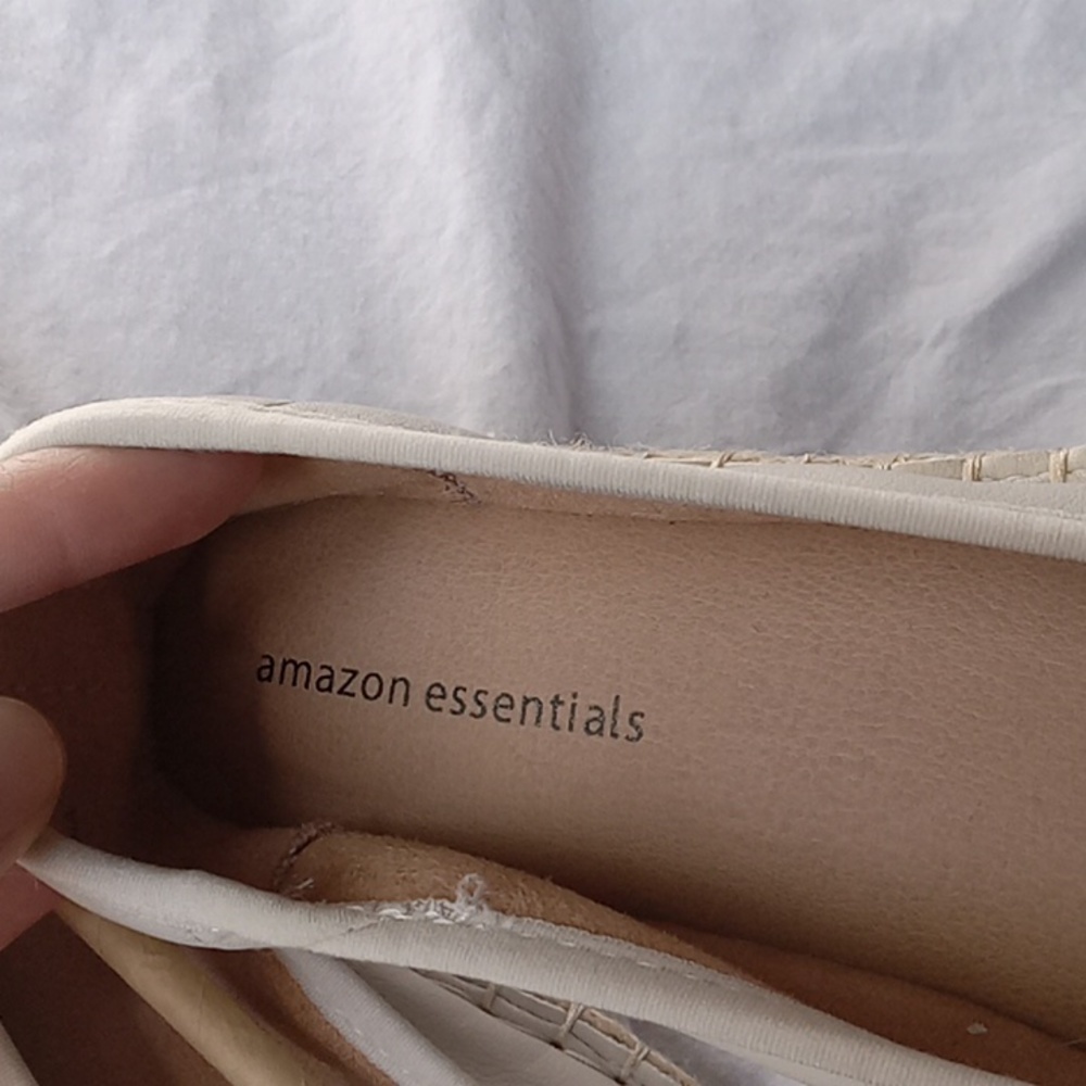 Amazon Essentials Women's Espadrilles Ballerina Flat Shoes Beige Size 8.5 - Picture 6 of 6